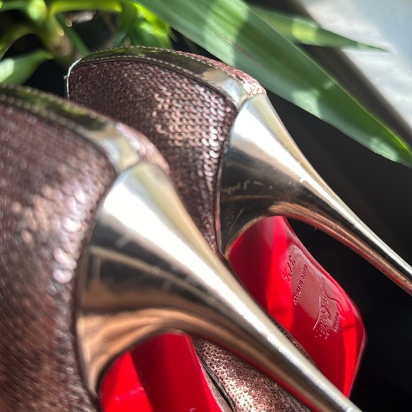 100% Authentic So Kate Sequin Heels - Picture 5 of 5